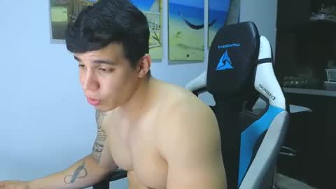 Snapshot of levelingg chatting on 02.16.25 levelingg online show from 02.16.25