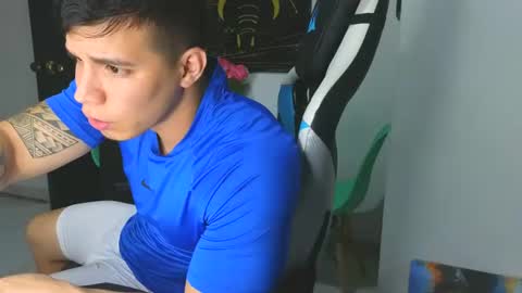 Snapshot of levelingg chatting on 03.06.25 levelingg online show from 03.06.25