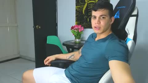 Snapshot of levelingg chatting on 03.12.25 levelingg online show from 03.12.25