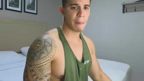 Snapshot of levelingg chatting on 11.27.25 levelingg online show from 11.27.25