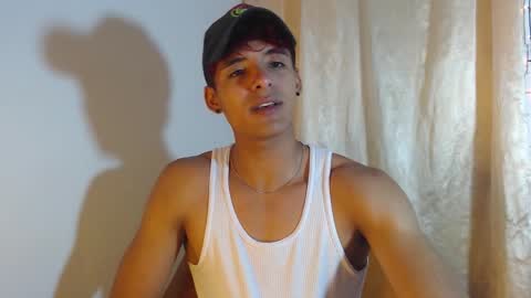Snapshot of lewis_ly chatting on 02.27.26 i am lewis ly EDUARDO MEMDOZA15 online show from 02.27.26
