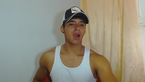 Snapshot of lewis_ly chatting on 04.10.26 i am lewis ly EDUARDO MEMDOZA15 online show from 04.10.26