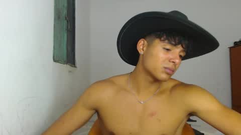 Snapshot of lewis_ly chatting on 06.04.26 i am lewis ly EDUARDO MEMDOZA15 online show from 06.04.26