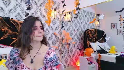 Snapshot of lexaderuso chatting on 10.24.25 LexaDeRuso online show from 10.24.25