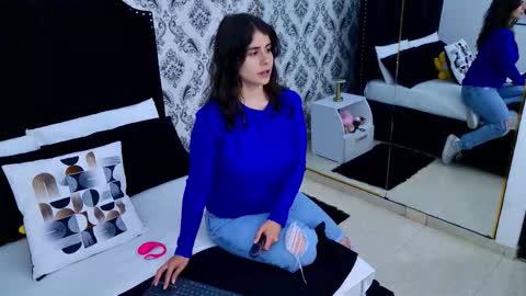 Snapshot of lexaderuso chatting on 01.12.26 LexaDeRuso online show from 01.12.26