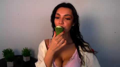 Alexia online show from 05.27.26