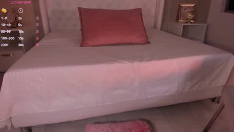 LEXIE online show from 01.17.25