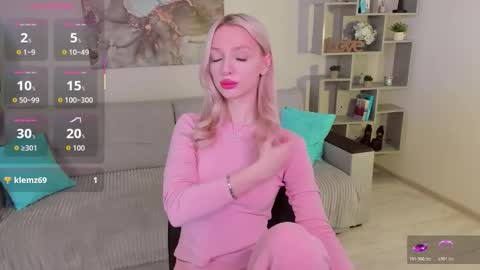 Snapshot of lexieblonde chatting on 02.04.26 lexieblonde online show from 02.04.26