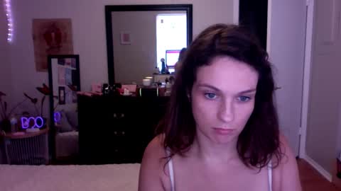 Snapshot of lexwyoex chatting on 10.27.25 lexwyoex online show from 10.27.25