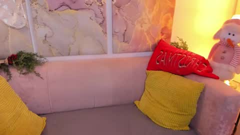 Snapshot of lexxxyone chatting on 12.16.24 lexxxyone online show from 12.16.24