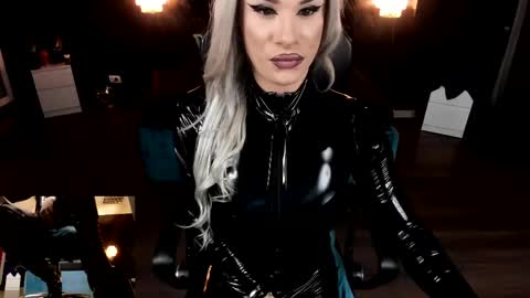 Snapshot of lexxymiss chatting on 02.09.25 eva lexy you may call me Miss online show from 02.09.25