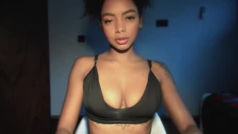 LEXY - Independent account online show from 03.05.26