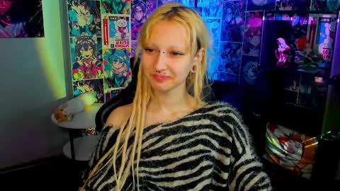 Snapshot of lexy_woorhez chatting on 03.05.25 Lexy online show from 03.05.25