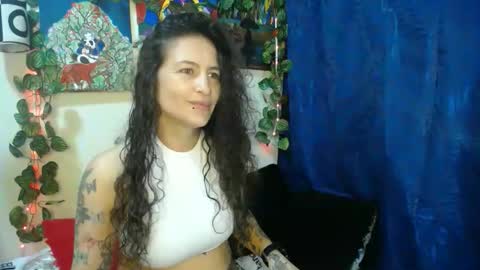 Snapshot of leyla_horny_bg chatting on 04.23.26 leyla_horny_bg online show from 04.23.26