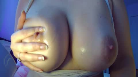 Leysun7 online show from 02.17.25