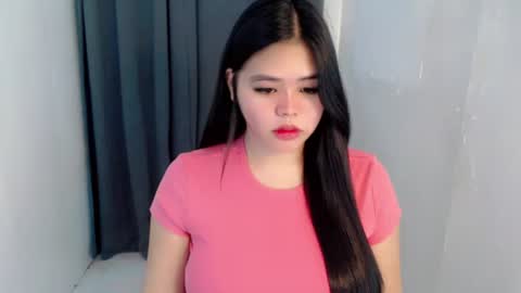 Snapshot of lhara_cumming chatting on 07.17.26 LHARA online show from 07.17.26