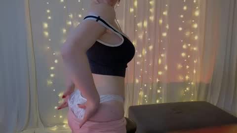 Linda my FANSLY  red fury online show from 12.23.25