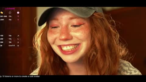 Snapshot of li_on_line chatting on 12.22.24 Li online show from 12.22.24