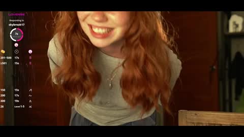 Snapshot of li_on_line chatting on 01.06.25 Li online show from 01.06.25