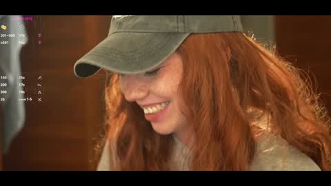 Snapshot of li_on_line chatting on 01.08.25 Li online show from 01.08.25