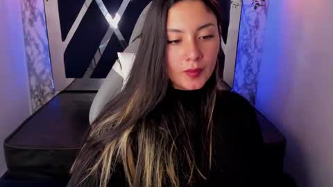 Lia  online show from 01.17.25