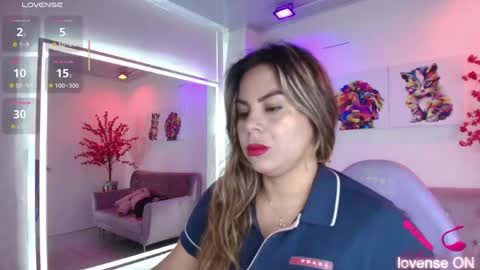 Snapshot of lia_adamsss chatting on 05.30.26 Lia online show from 05.30.26