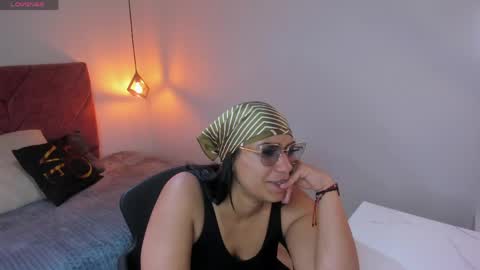 Snapshot of lia_blake_ chatting on 05.18.26 LIA online show from 05.18.26