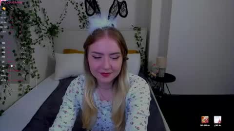 Snapshot of lia_candy_ chatting on 06.22.26 Lia online show from 06.22.26