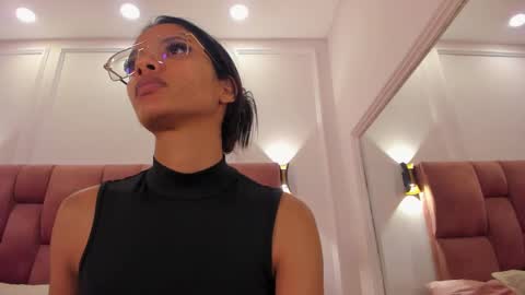 Lia online show from 03.12.25