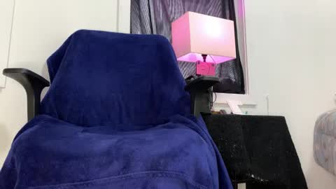 Snapshot of lia_hdz chatting on 04.18.26 Kabroncita online show from 04.18.26