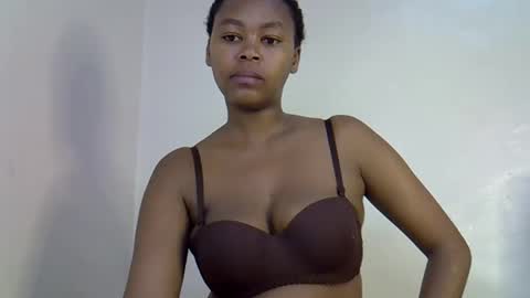 lia online show from 09.30.25