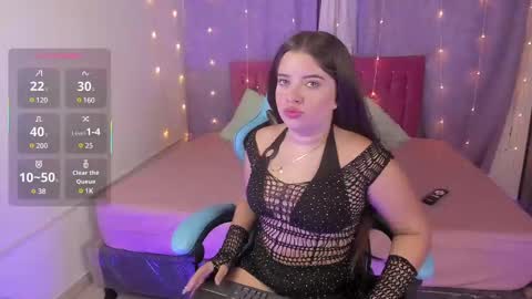 Snapshot of lia_little18 chatting on 02.02.25 lia_little18 online show from 02.02.25