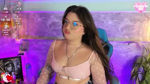 Snapshot of lia_little18 chatting on 10.03.25 lia_little18 online show from 10.03.25