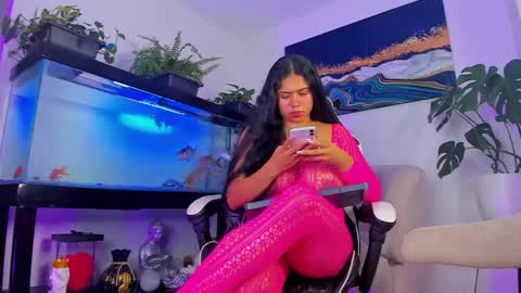 Snapshot of lia_lovelly chatting on 05.12.26 lia_lovelly online show from 05.12.26