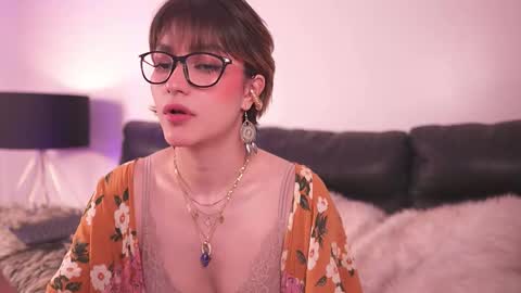 liaa online show from 11.24.25