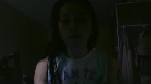 Snapshot of lia_queen610 chatting on 10.31.25 Little Queen Lia online show from 10.31.25