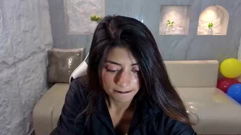 Snapshot of lia_queen_tx chatting on 06.30.26 Online 1400 - 2100 online show from 06.30.26