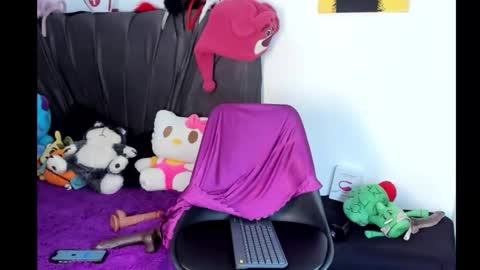 lia_rip01 online show from 09.19.25