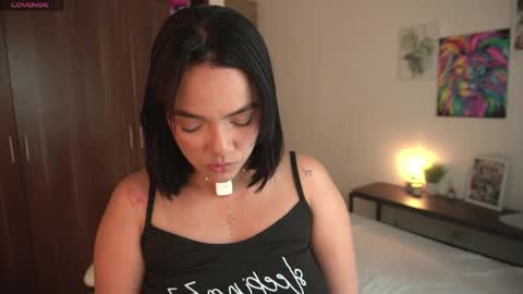 Lia  online show from 04.10.26