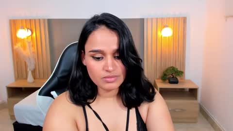 Snapshot of lia_sexx19 chatting on 01.23.25 Lia online show from 01.23.25