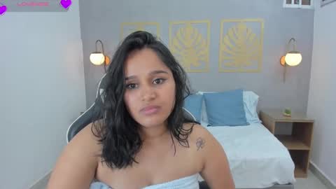 Snapshot of lia_sexx19 chatting on 03.02.25 Lia online show from 03.02.25