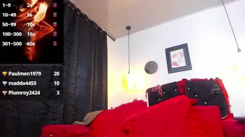 Lia Taylor online show from 02.10.25