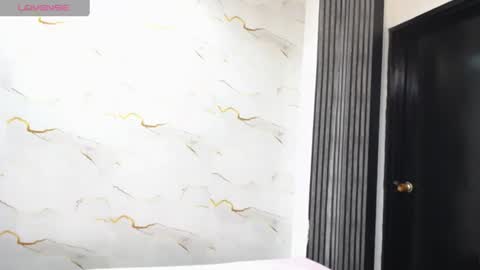 Snapshot of liaa_cams chatting on 06.29.26 liaa_cams online show from 06.29.26