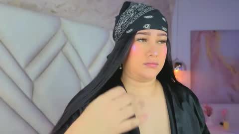 Lia Cox online show from 01.13.26