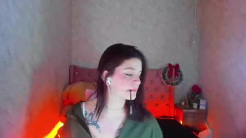  Lia  online show from 12.29.24