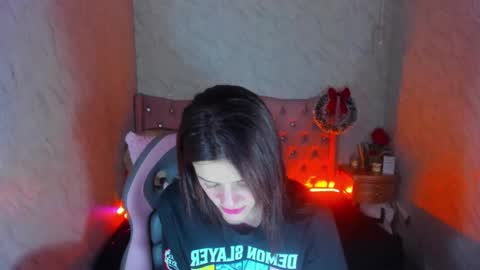  Lia  online show from 12.31.24