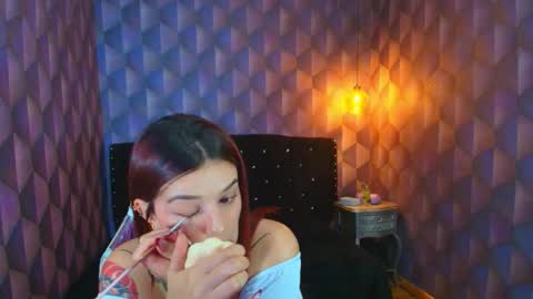  Lia  online show from 11.13.25