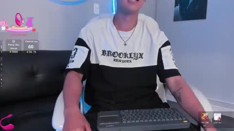 Snapshot of liam9__ chatting on 01.14.26 Liam online show from 01.14.26