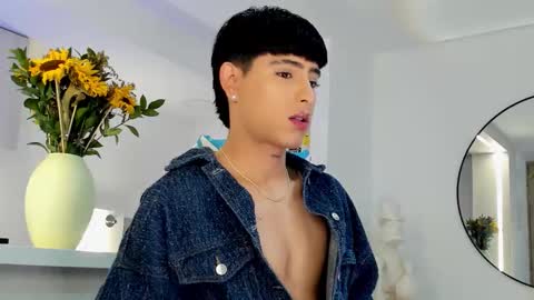 Liam online show from 10.26.25