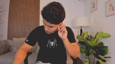 Liam Collins online show from 10.07.25